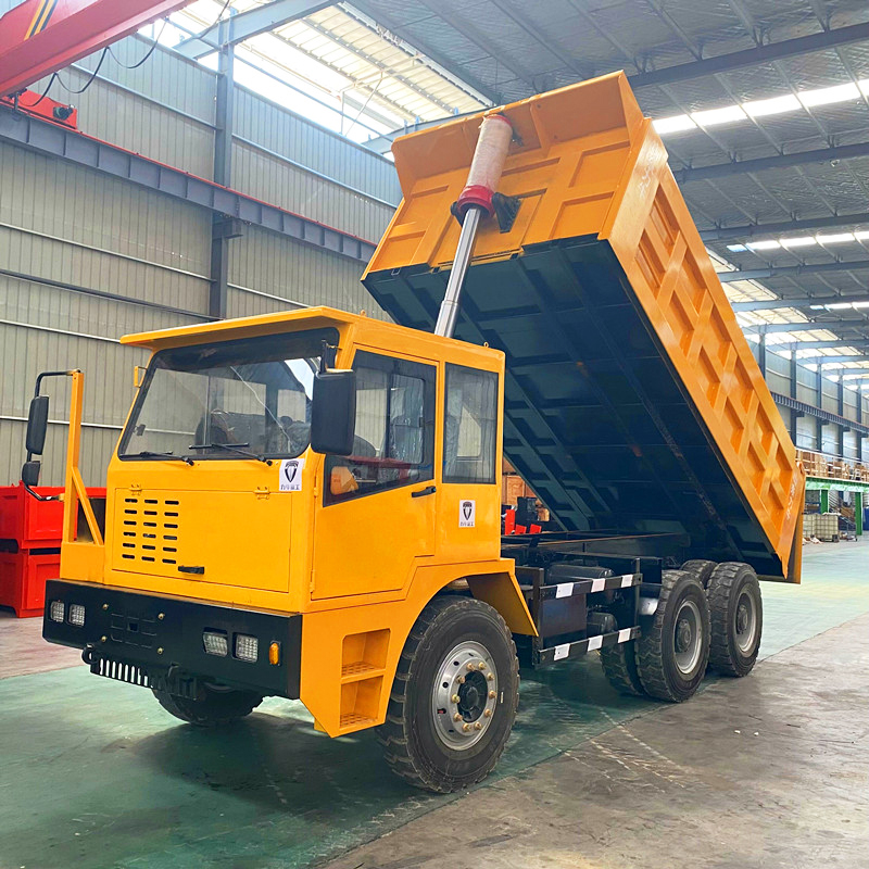 山東力牛礦山設備，8噸濕式制動全封閉駕駛室礦安車，廠家直銷